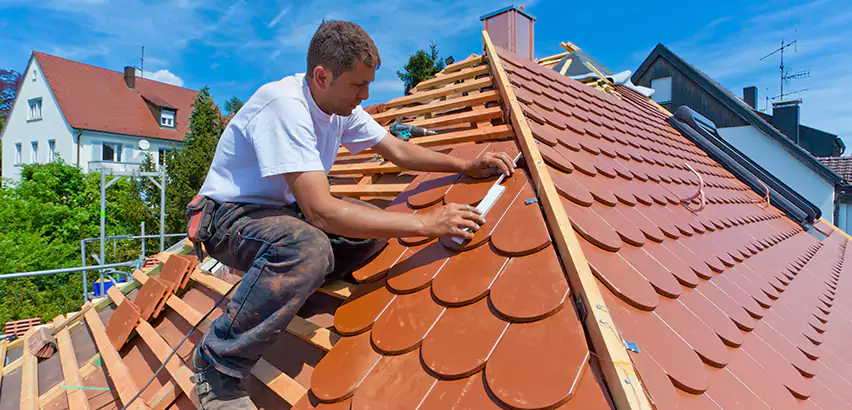 Professional Tile Roofing Services in Maple Valley, WA