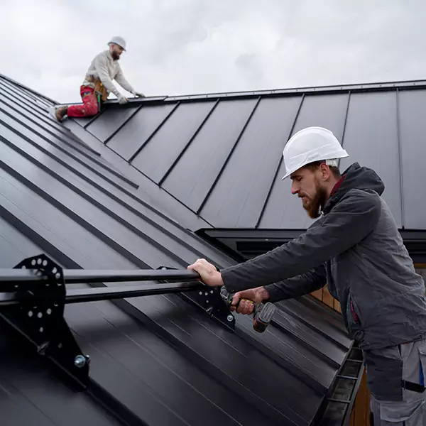 Why Maple Valley Property Owners Choose Maple Valley Roofing Pro for Metal Roof Repair?
