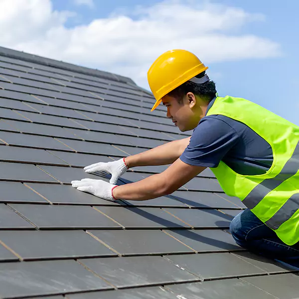 Why Maple Valley Homeowners Choose Maple Valley Roofing Pro for Standing Seam Metal Roofing Service?