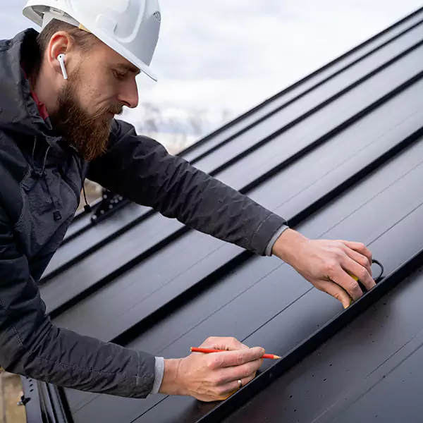 Why Maple Valley Property Owners Choose Maple Valley Roofing Pro for Tin Roof Repair service?